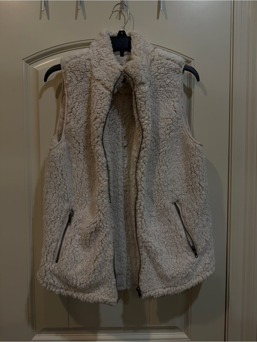 Love Tree Cream Sherpa Zip Vest